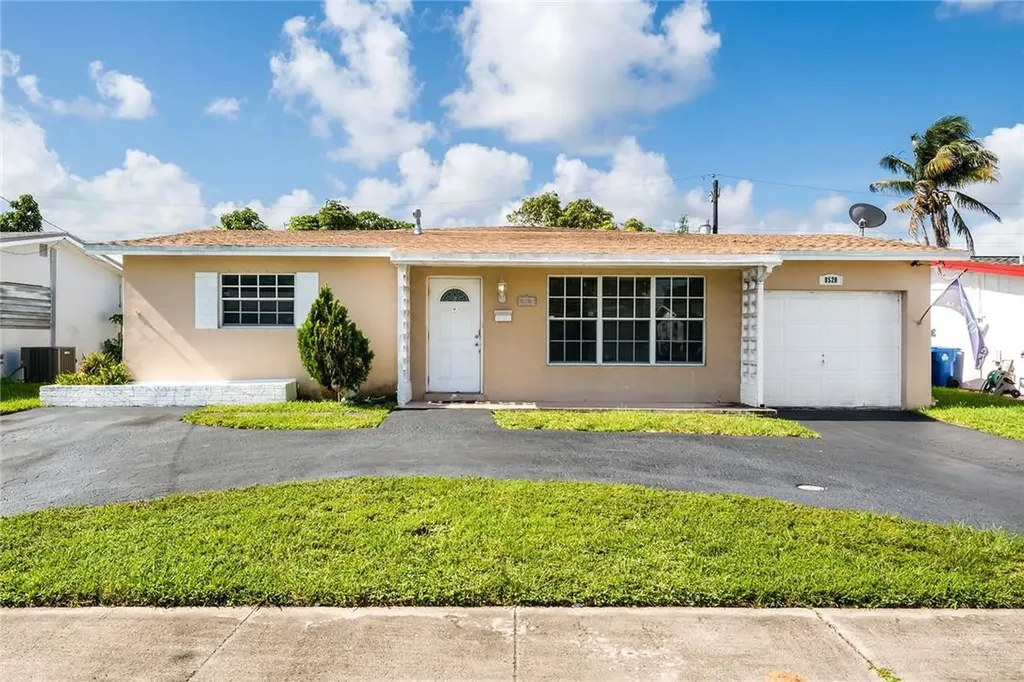 8520 NW 26th Street Sunrise FL 33322