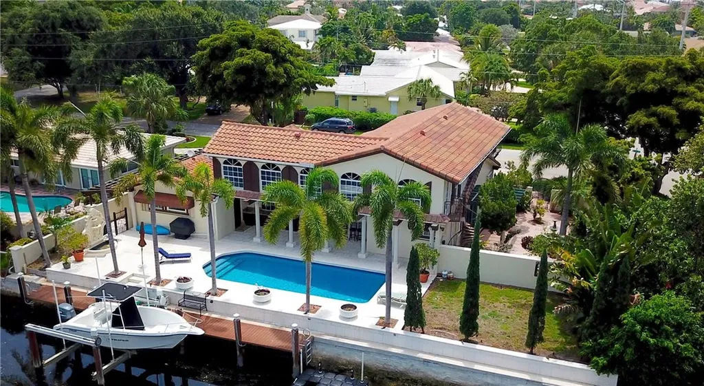 3901 NE 27th Terrace Lighthouse Point FL 33064