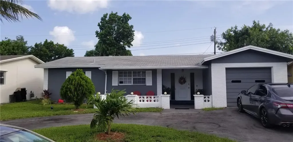 5926 NW 15th Court Sunrise FL 33313