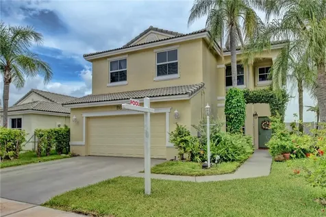 9840 S Grand Duke Circle Tamarac FL 33321