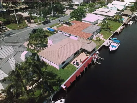 361 SE 9th Court Pompano Beach FL 33060
