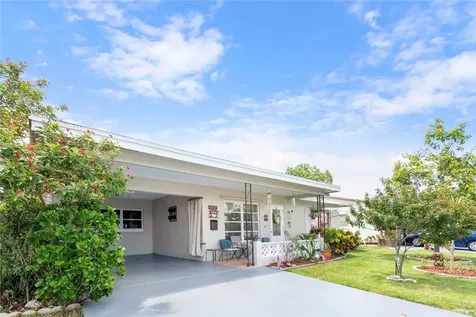 4955 NW 48th Avenue Tamarac FL 33319