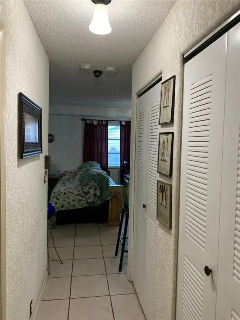 8705 NW 38th Drive Coral Springs FL 33065
