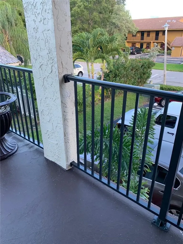 8705 NW 38th Drive Coral Springs FL 33065