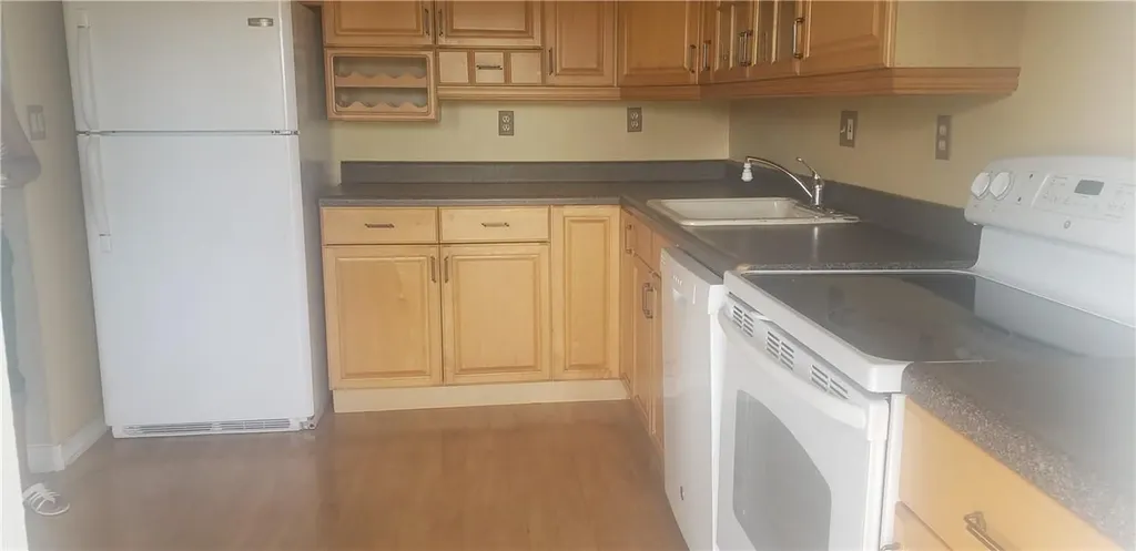8705 NW 38th Drive Coral Springs FL 33065