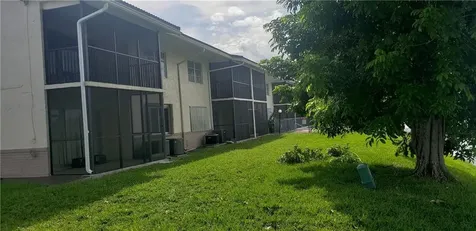 8705 NW 38th Drive Coral Springs FL 33065