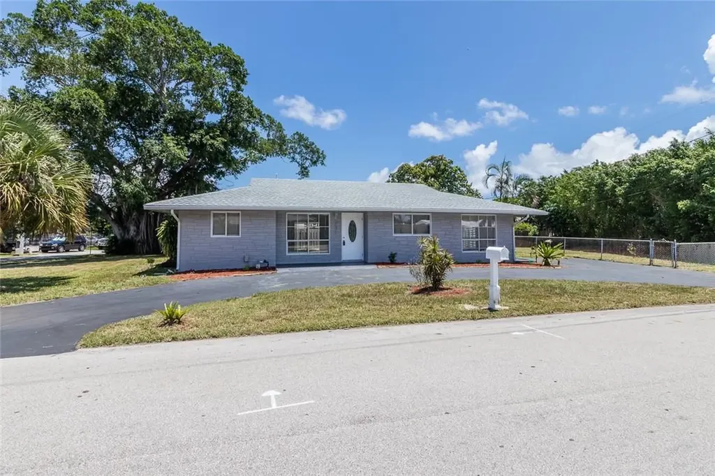 1394 SE 22nd Avenue Pompano Beach FL 33062