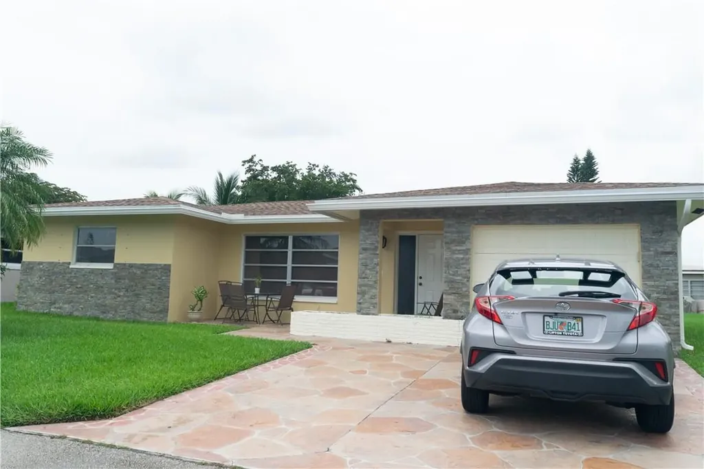 4712 NW 58th Street Tamarac FL 33319