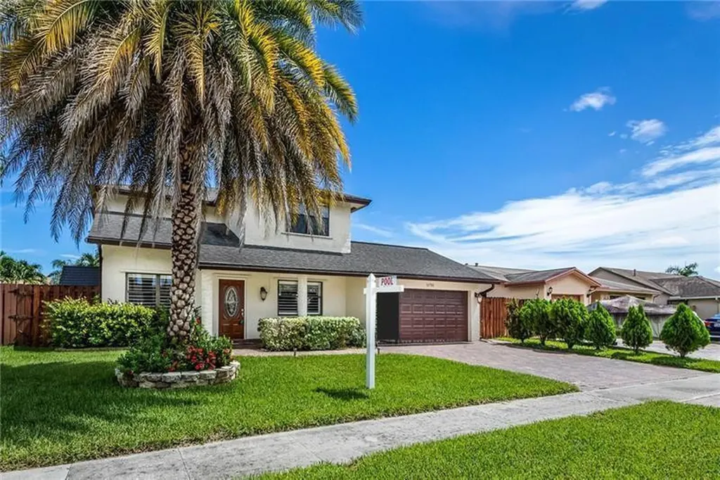 11731 NW 39th Place Sunrise FL 33323