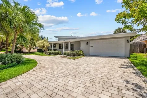 3249 NE 28th Avenue Lighthouse Point FL 33064