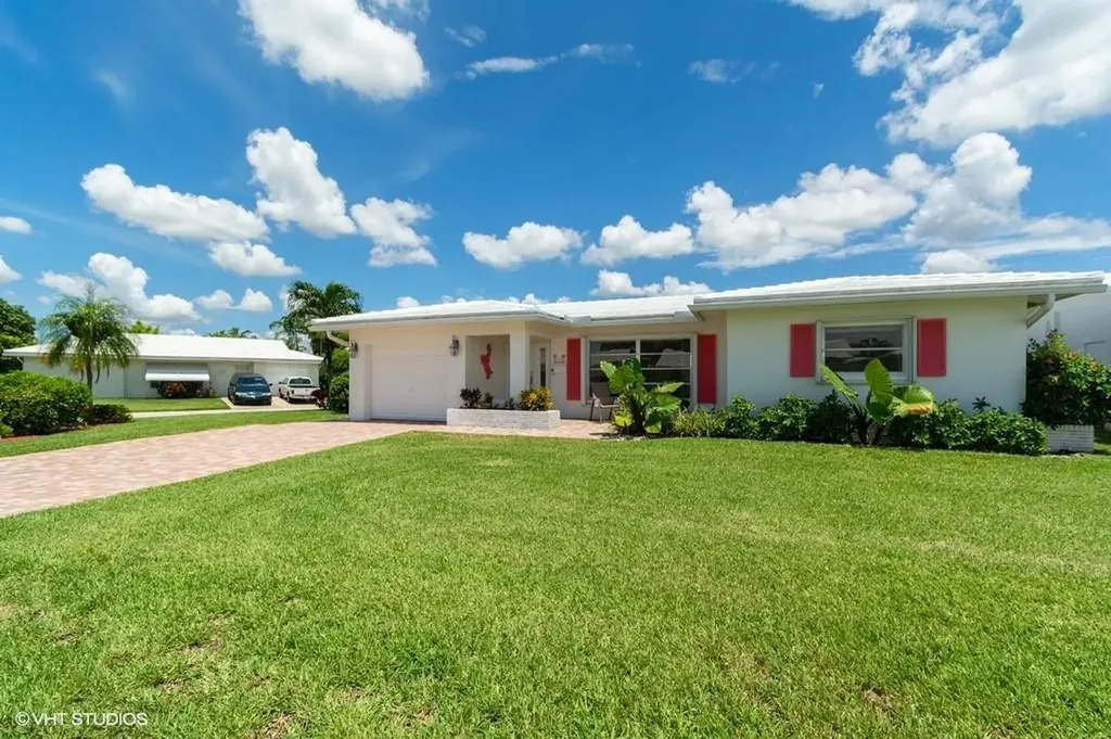 6719 NW 71st Street Tamarac FL 33321