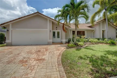 4882 NW 51st Street Coconut Creek FL 33073