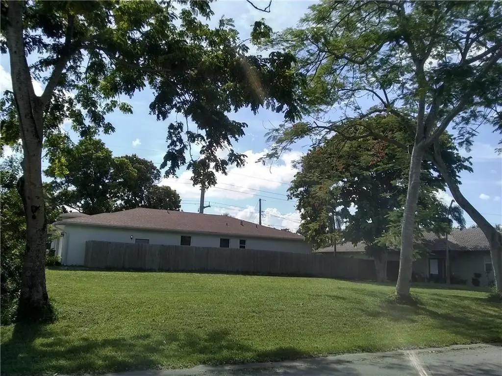 3061 SW 17th Street Fort Lauderdale FL 33312