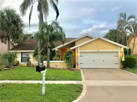 7389 NW 49th Court Lauderhill FL 33319