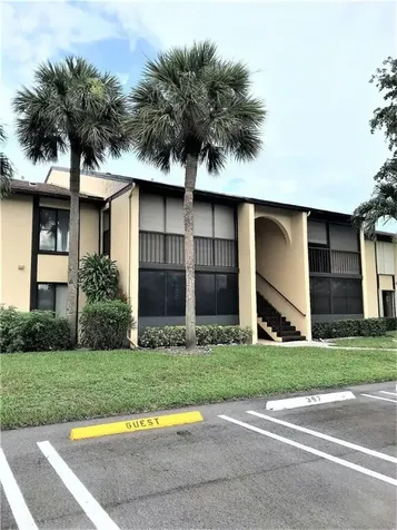 825 Sky Pine Way Greenacres FL 33415