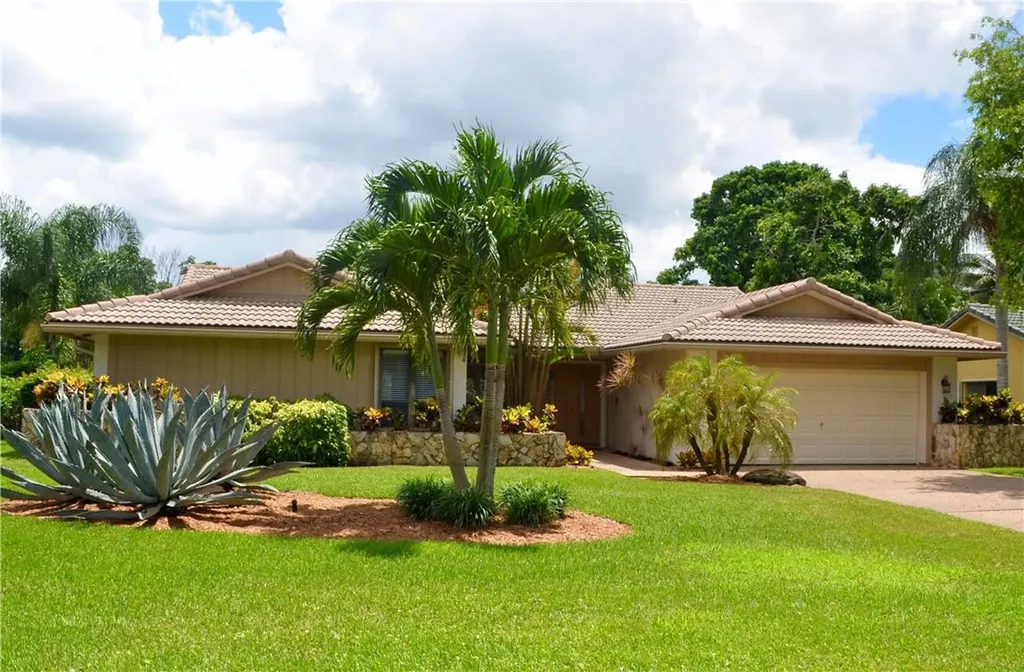 9942 NW 6th Street Coral Springs FL 33071
