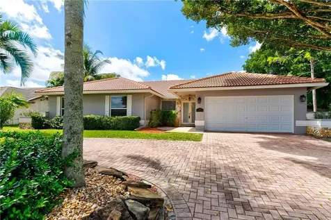 4964 NW 84th Road Coral Springs FL 33067