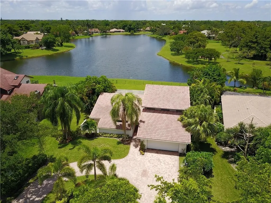 424 NW 101st Avenue Coral Springs FL 33071