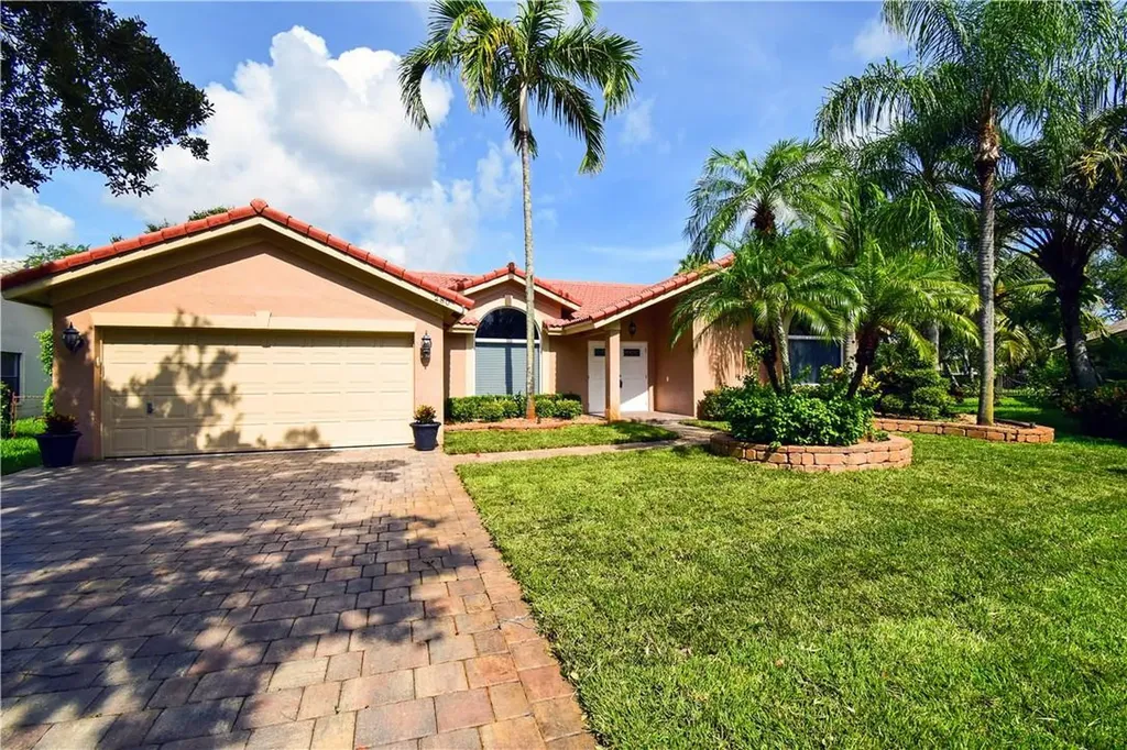 280 NW 123rd Lane Coral Springs FL 33071