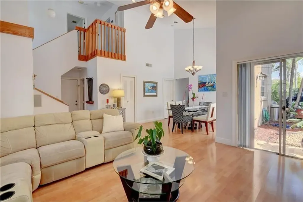 840 Cumberland Terrace Davie FL 33325