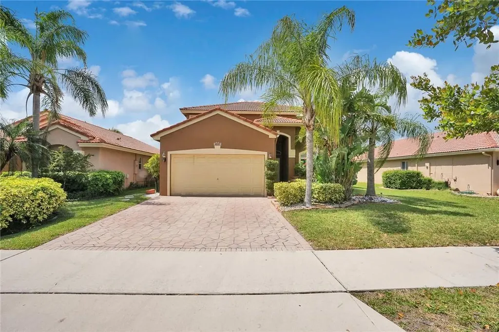 4697 Saint Simon Drive Coconut Creek FL 33073
