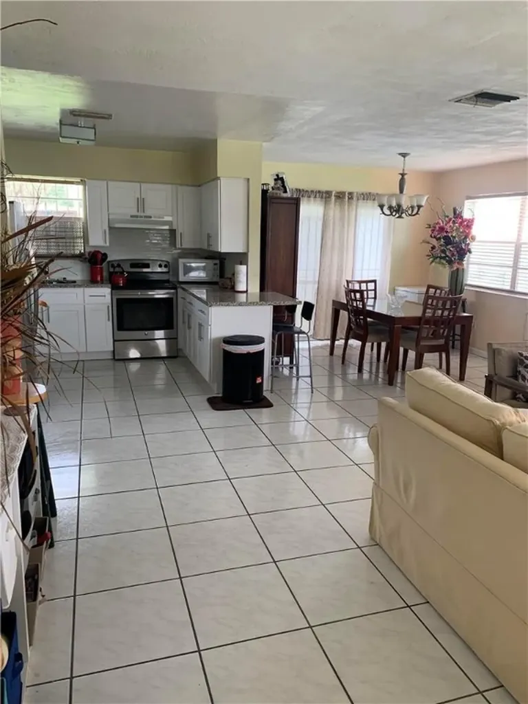 20510 NW 25th Avenue Miami Gardens FL 33056