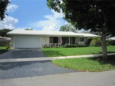 7420 NW 9th Street Plantation FL 33317