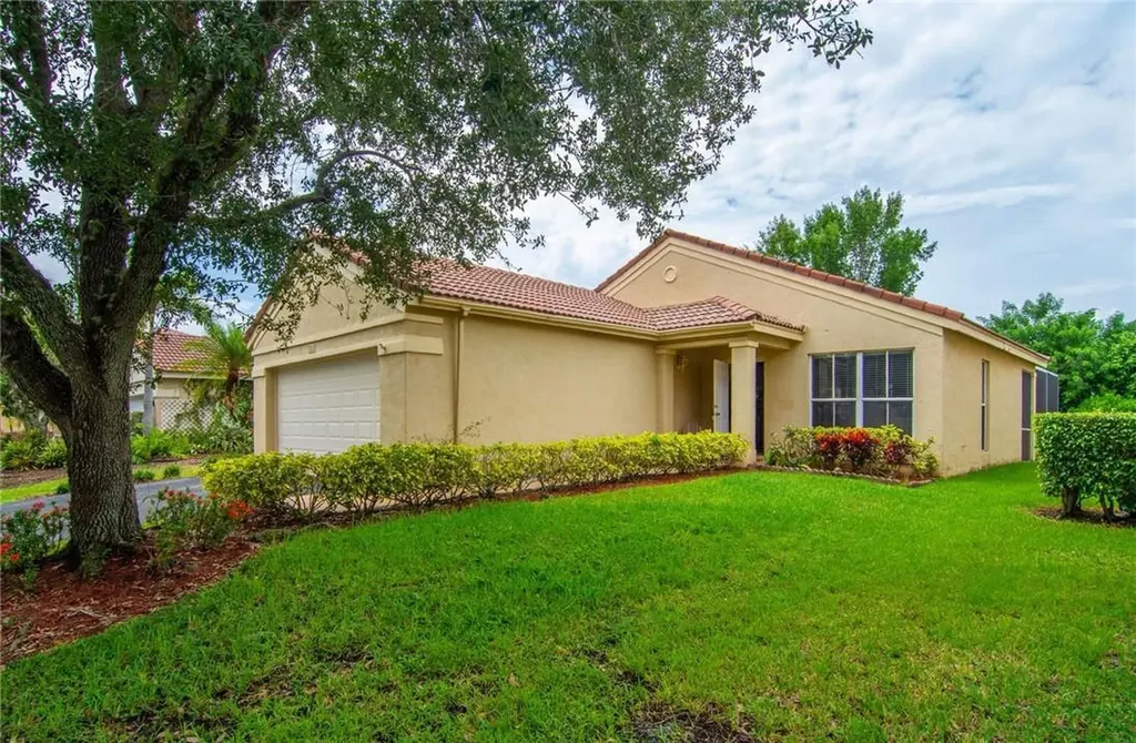 743 Sand Creek Circle Weston FL 33327