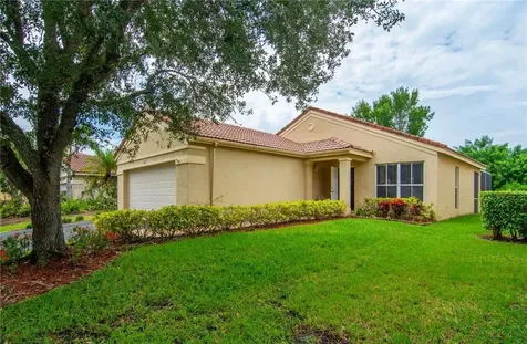 743 Sand Creek Circle Weston FL 33327