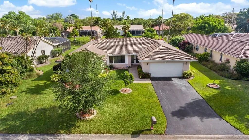 9220 NW 2nd Street Coral Springs FL 33071