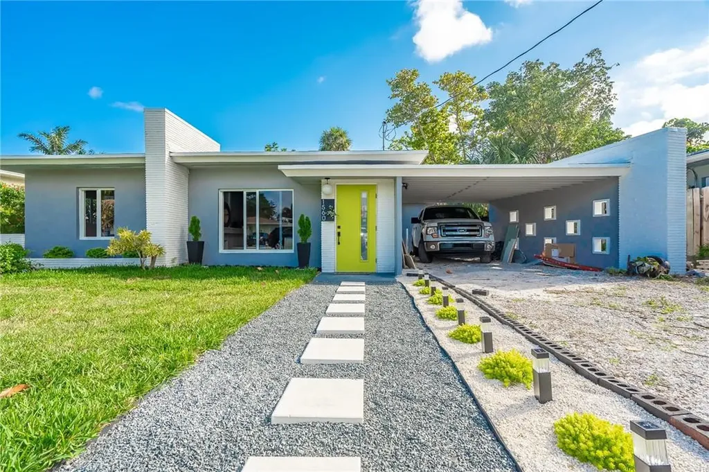 1560 NE 32nd Street Oakland Park FL 33334