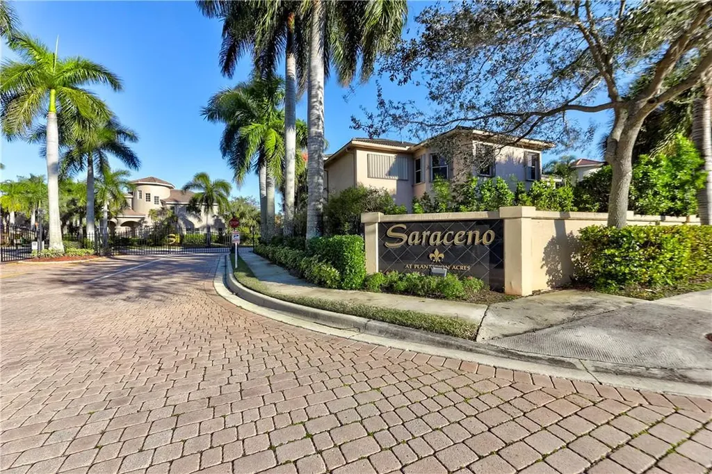 141 NW 117th Terrace Plantation FL 33325