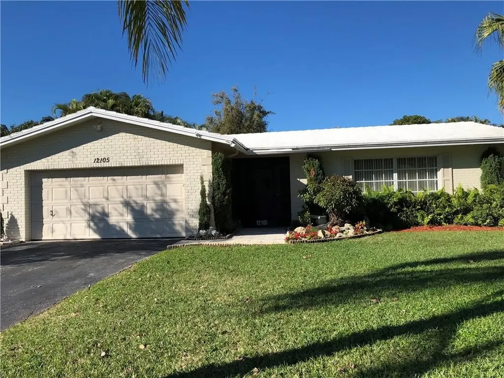12105 NW 23rd Manor Coral Springs FL 33065