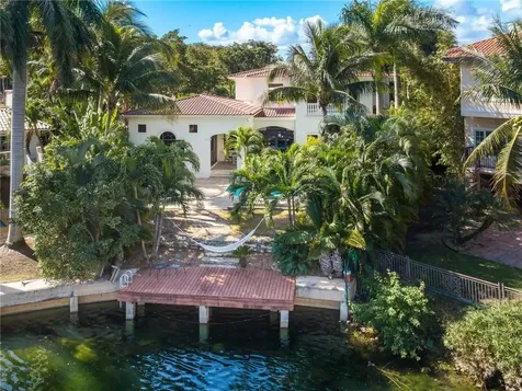 1561 Agua Avenue Coral Gables FL 33156