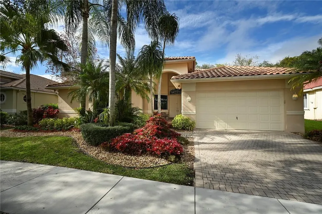 1465 Lantana Court Weston FL 33326