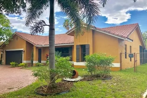 4822 NW 51st Street Coconut Creek FL 33073