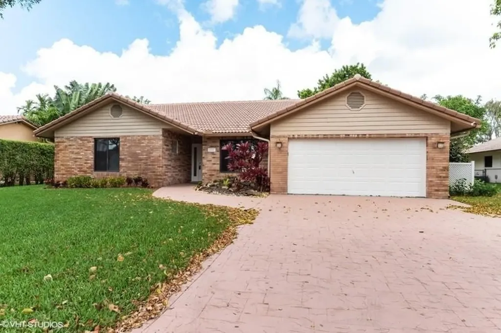 10739 NW 18th Court Coral Springs FL 33071