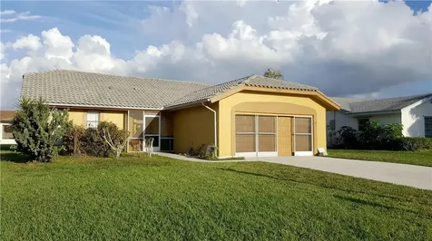7112 NW 107th Avenue Tamarac FL 33321