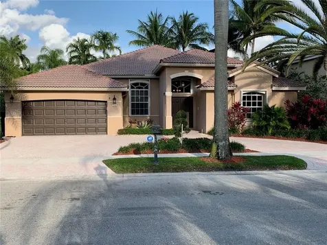 2566 Jardin Court Weston FL 33327