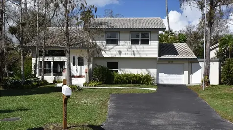 1128 NW 90th Lane Coral Springs FL 33071