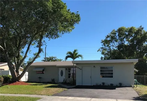 5568 SW 7th Street Margate FL 33068