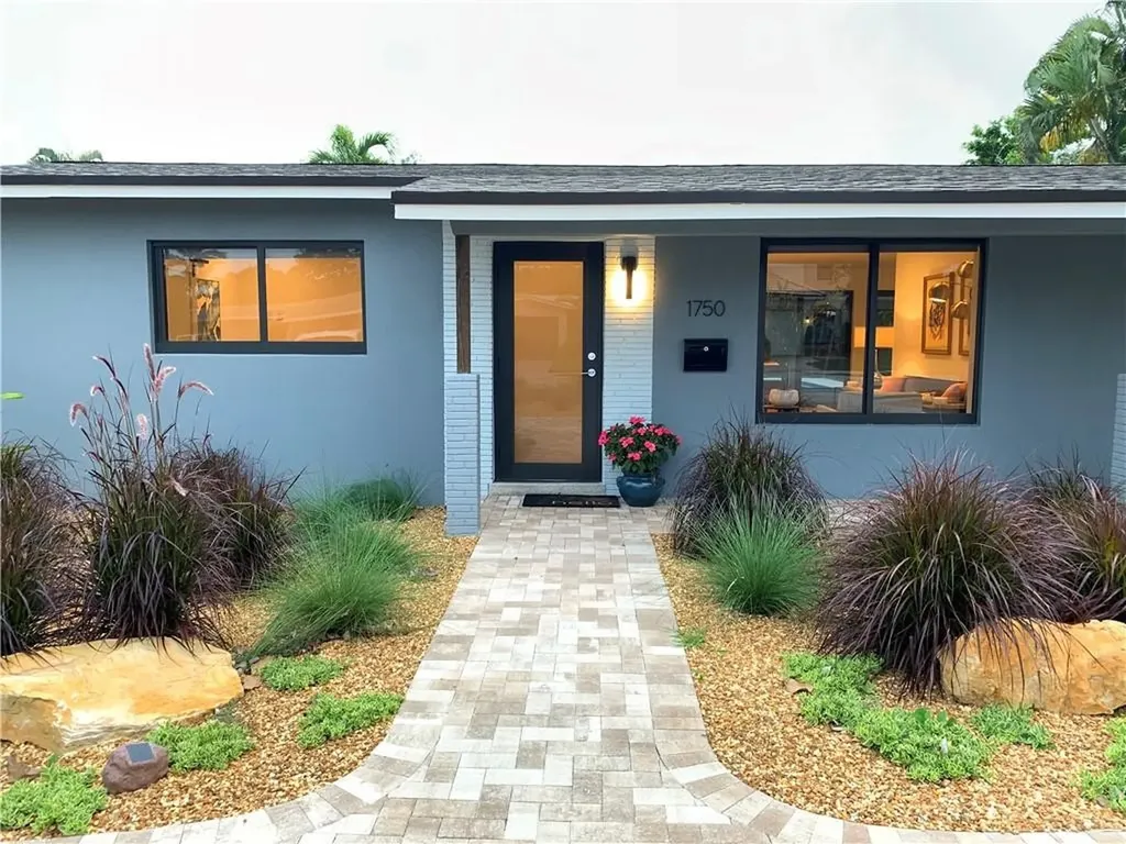 1750 NE 38th Street Oakland Park FL 33334