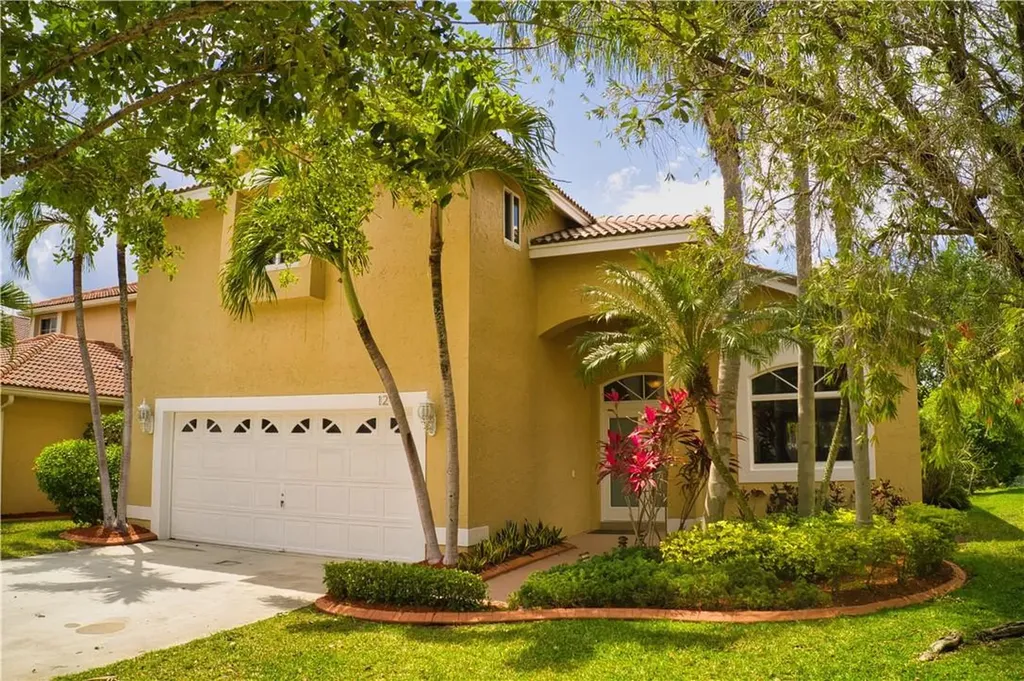 124 SW 180th Avenue Pembroke Pines FL 33029