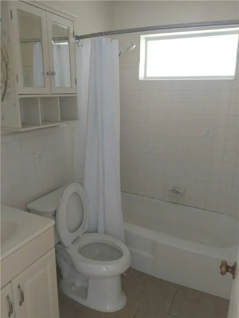 2061 NE 25th Avenue Pompano Beach FL 33062