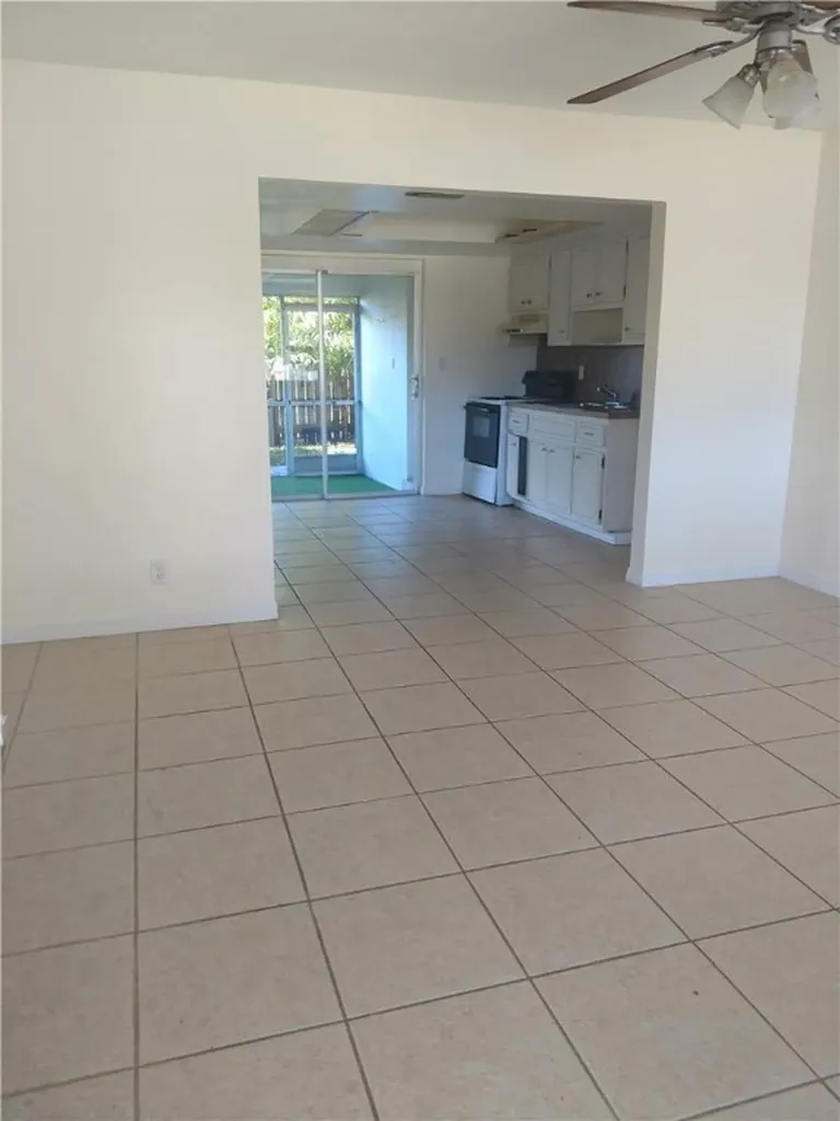 2061 NE 25th Avenue Pompano Beach FL 33062