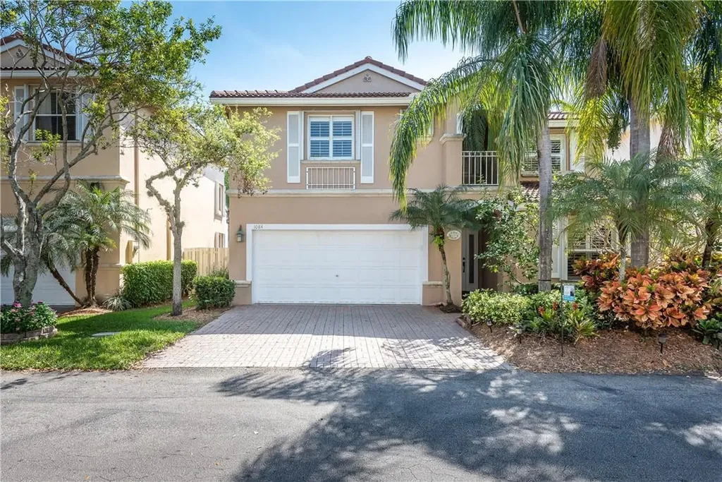 1084 Corkwood Street Hollywood FL 33019