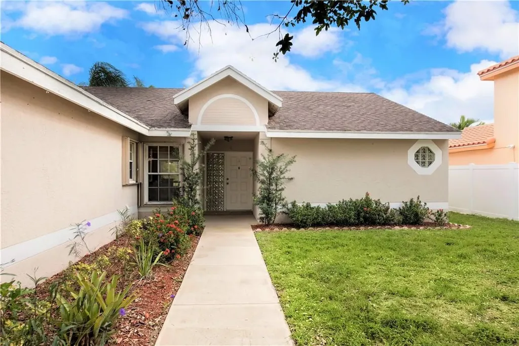 6278 Terra Rosa Circle Boynton Beach FL 33472
