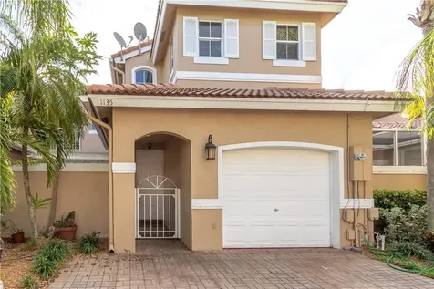 1135 Yellowheart Way Hollywood FL 33019