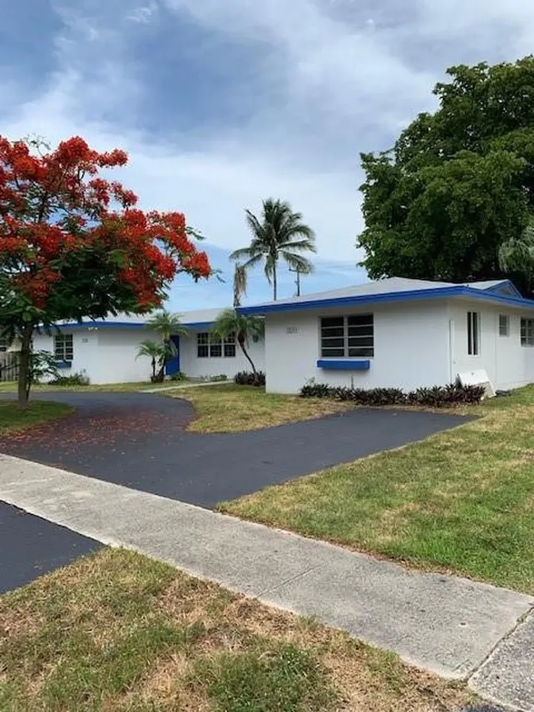 7224 NW 16th Street Plantation FL 33313