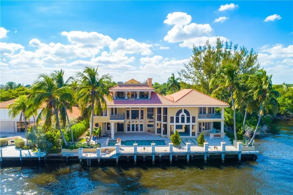 5098 Egret Point Circle Boca Raton FL 33431